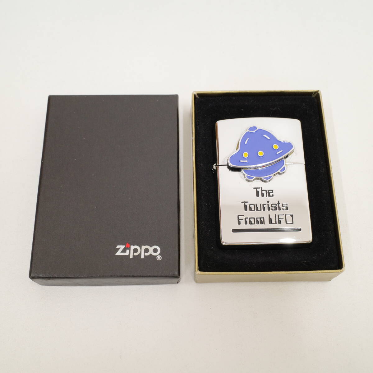 【美品】Zippo ジッポー オイルライター The Tourists From UFO トリックメタル_画像1