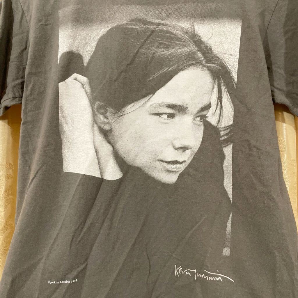 Bjork ビョーク Tシャツ bonjour records ボンジュールレコード サイズS チャコールグレー 写真家ケヴィン・カミンズ’ 男女兼用OK