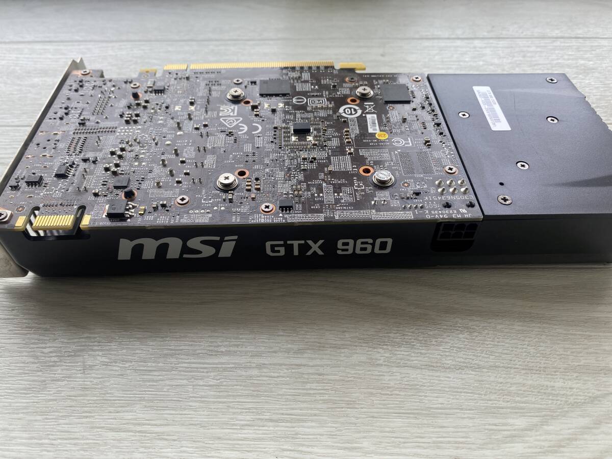 MSI NVIDIA GeForce GTX 960 激安　ベンチマーク２種類完走とGPU-Zで確認しました。 GTX960_画像3