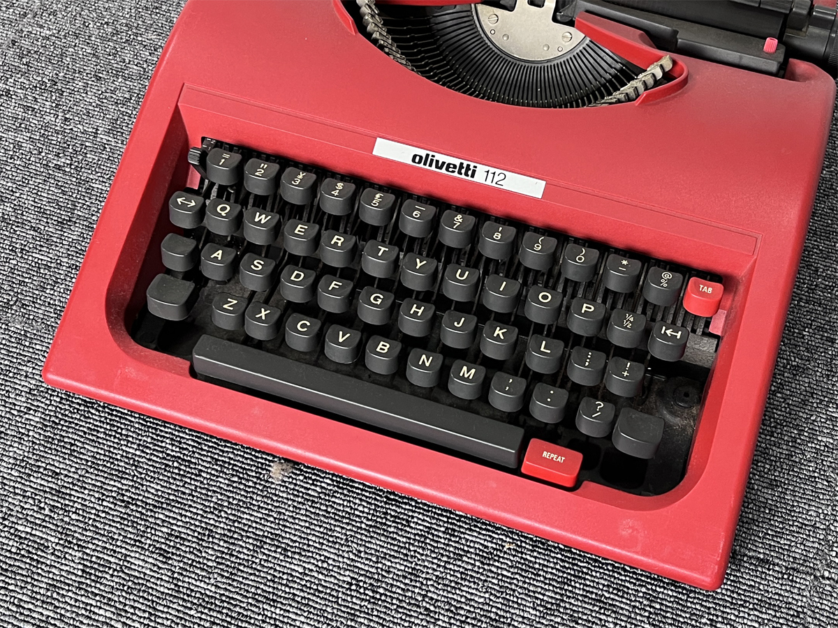 Olivetti 112 пишущая машинка olibeti античный 