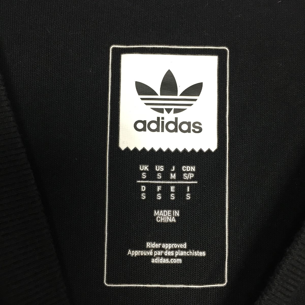 【アディダスオリジナルス 半袖ビッグロゴTシャツ】総柄 変わりトレフォイル M 黒 adidas originals 古着