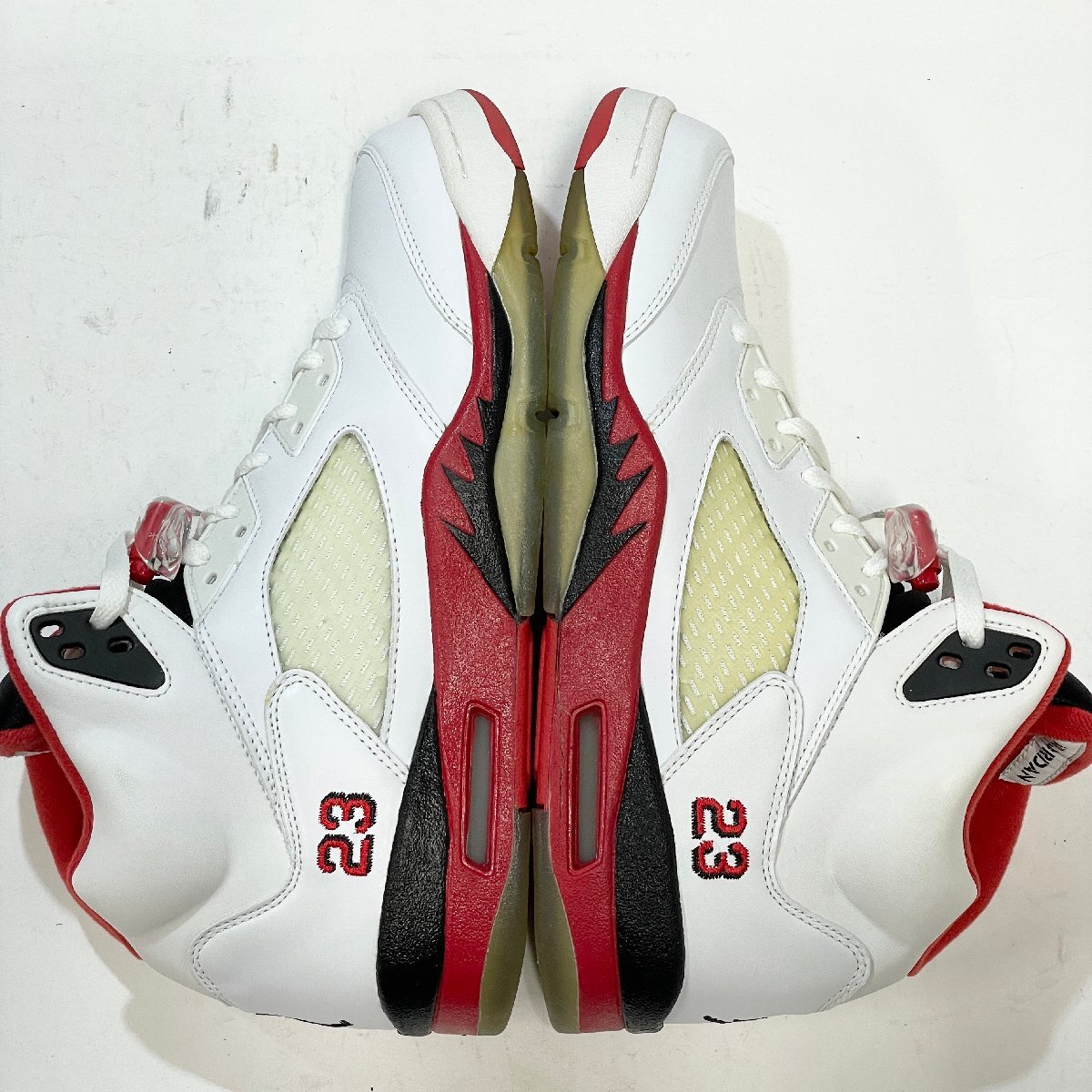 28.5cm AIR JORDAN 5 RETRO 136027-162 エア ジョーダン 5 レトロ ファイヤーレッド メンズ スニーカー UH H106848_画像3