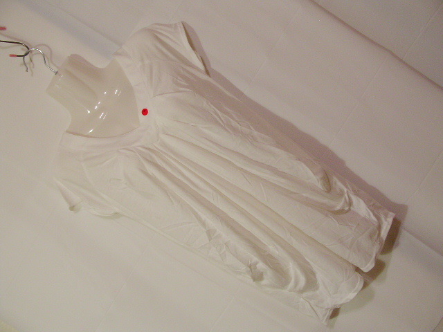 ssyy843 新品 ANTIPODE ロング Tシャツ カットソー ホワイト ■ Vネック ■ タック 無地 Sサイズ 訳アリ