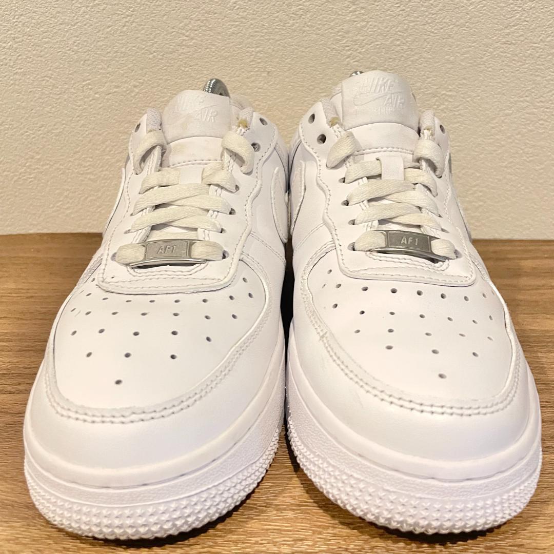 NIKE WMNS AIR FORCE 1 '07 WHITE ナイキ エア フォース ワン ホワイト レディース DD8959-100 ローカットスニーカー 24cm_画像2