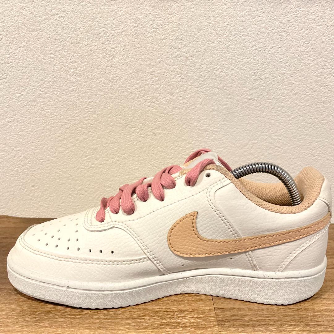 NIKE W COURT VISION LO NN ナイキ コート ビジョン ロー ホワイトベージュ DH3158-103 ローカットスニーカー 22.5cm 美品_画像6