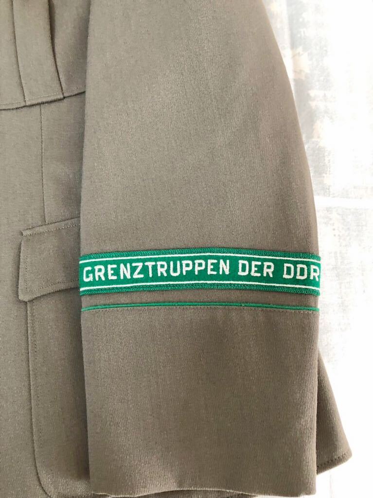 東ドイツ　東ドイツ国境警備隊　Grenztruppen　佐官　勤務服　実物セット　制帽　制服　メダル　勲章　実物　DDR　NVA　ドイツ民主共和国_画像4