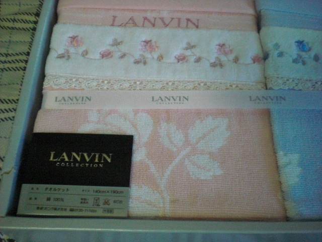 LANVIN ランバン 綿100 ブルーとピンク タオルケット2枚セット 未使用箱入り_画像5