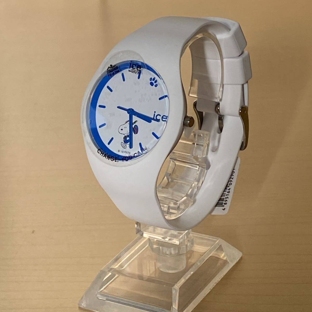 【TS0511①】 未使用？ ice watch スヌーピー in 銀座2019 腕時計 クオーツ ホワイト シリコンバンド ラバーベルト 不動品_画像1