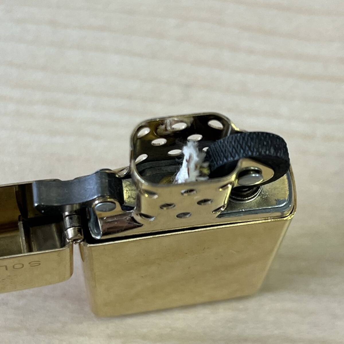 【TN0515】ZIPPO ジッポ 喫煙具 喫煙グッズ シルバーカラー ゴールドカラー ライター 2点 ジャンク SOLID BRASS USA_画像7