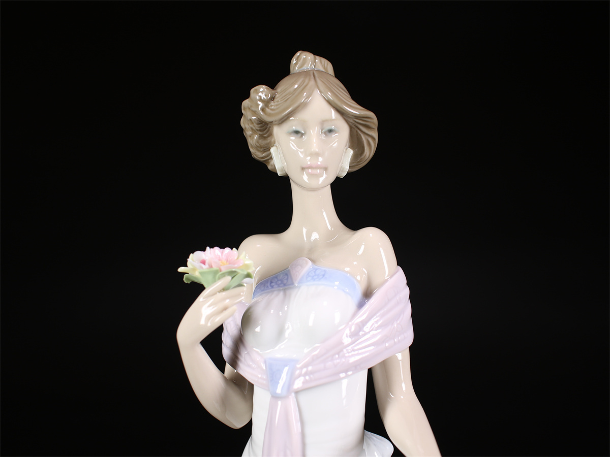CF165 LLADRO [ Lladro ] фарфор кукла прекрасный девушка украшение высота 31.54.| лепесток. ho tsu есть прекрасный товар!z