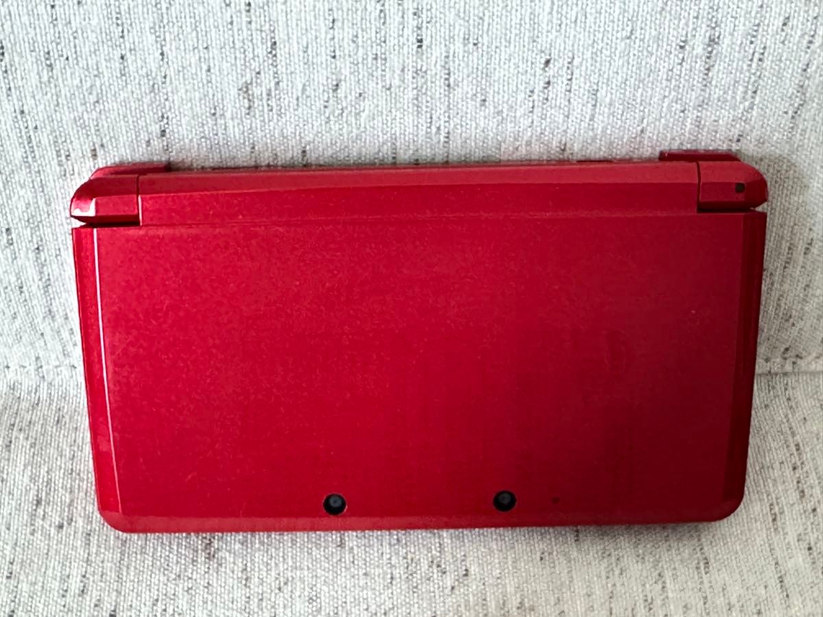 ポケモンバンク ポケムーバー ダウンロード済み 3DS 本体　レッド ニンテンドーiD未登録