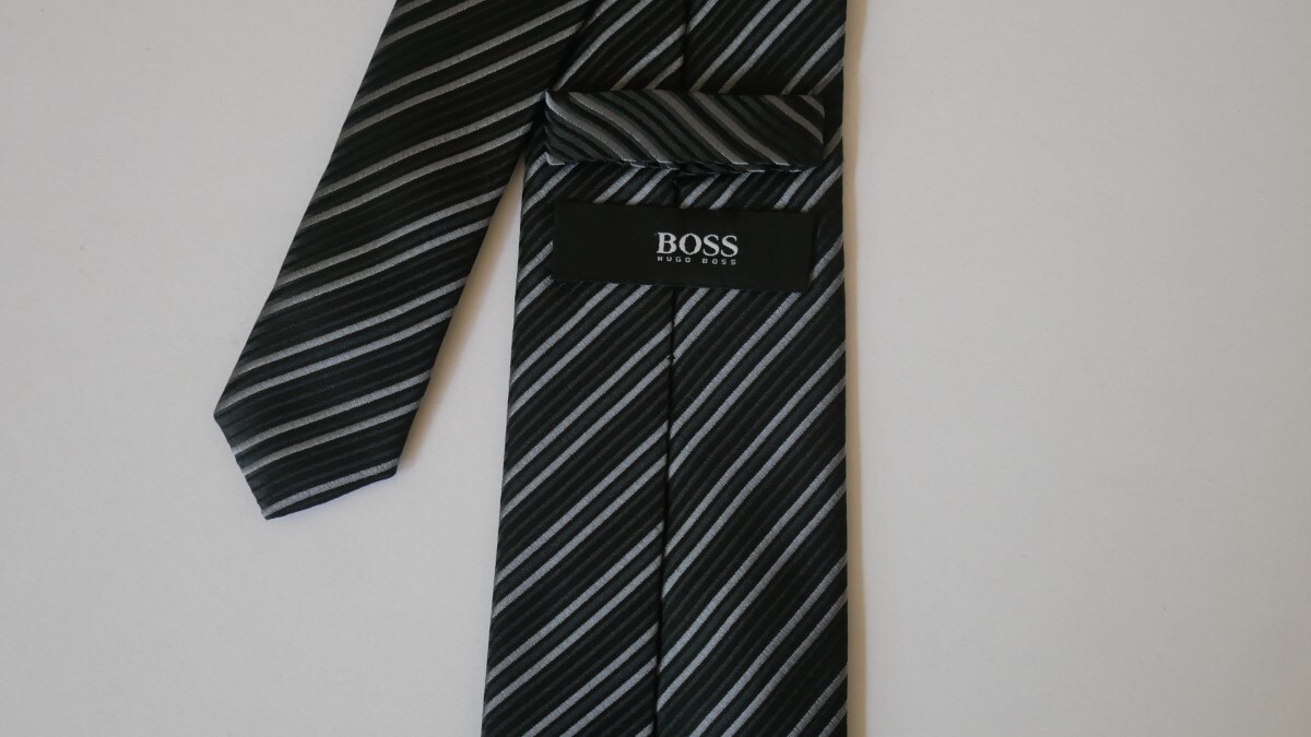 未使用に近い【HUGO BOSS ヒューゴボス】USED ブランドネクタイ/m54-GG5-11-15_画像3