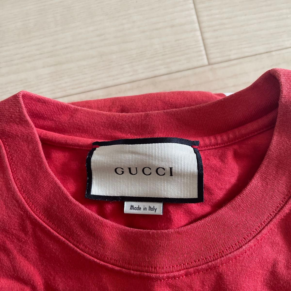 Gucci  Tシャツ　