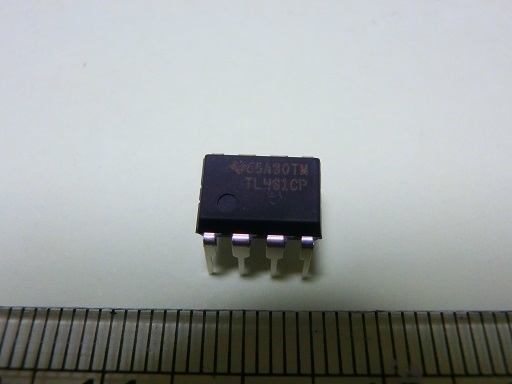 DIP プログラム可能な高精度基準電圧IC TL431CP テキサスインスツルメンツ (2個) (T.I.) (出品番号384-2)_画像1