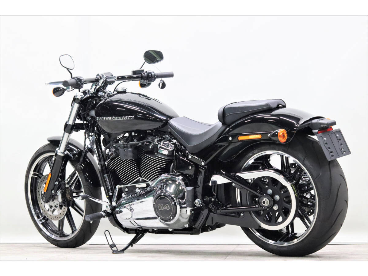 ハーレーFXBRS ブレイクアウト 2021年モデル Milwaukee-Eight 114 1868cc 低走行 1131km ノーマル車_画像2