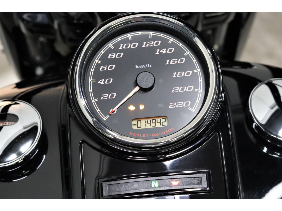 ハーレーＦＬＨＲＸＳ ロードキング スペシャル 2017y Milwaukee-Eight 107 1745cc 低走行 14942km クルーズコントロール_画像10