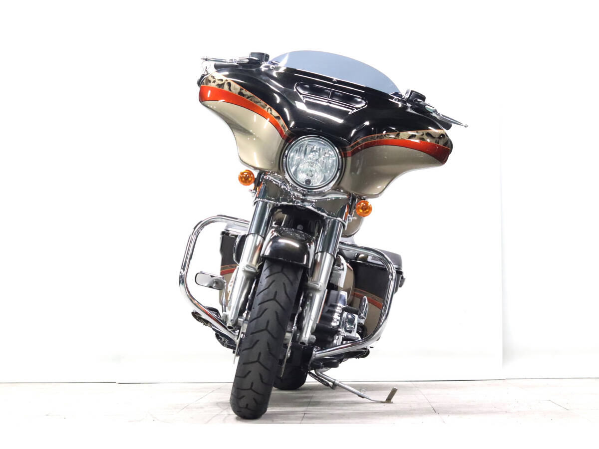 ハーレー ＦＬＨＸ ストリートグライド 限定ラジカルペイント バックギア 2014y 28199km エイプハンガーバー MOTOR STAGEマフラー 検6/12_画像6