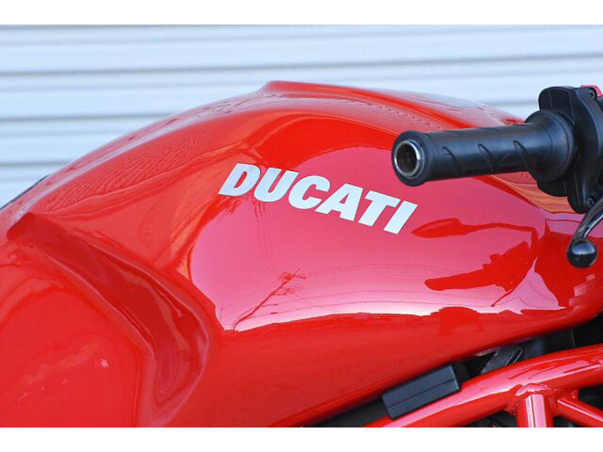  Ducati M400