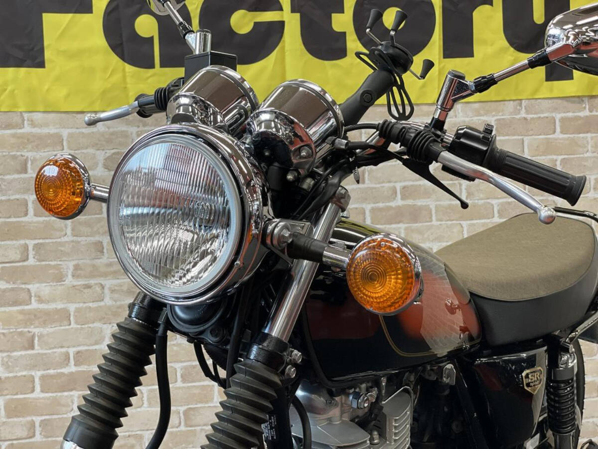 SR400 ファイナルエディション　限定クラフトビルド+ブラッククロームフェンダー装着　全国通販可能・陸送手配　ローン最長120回_画像7