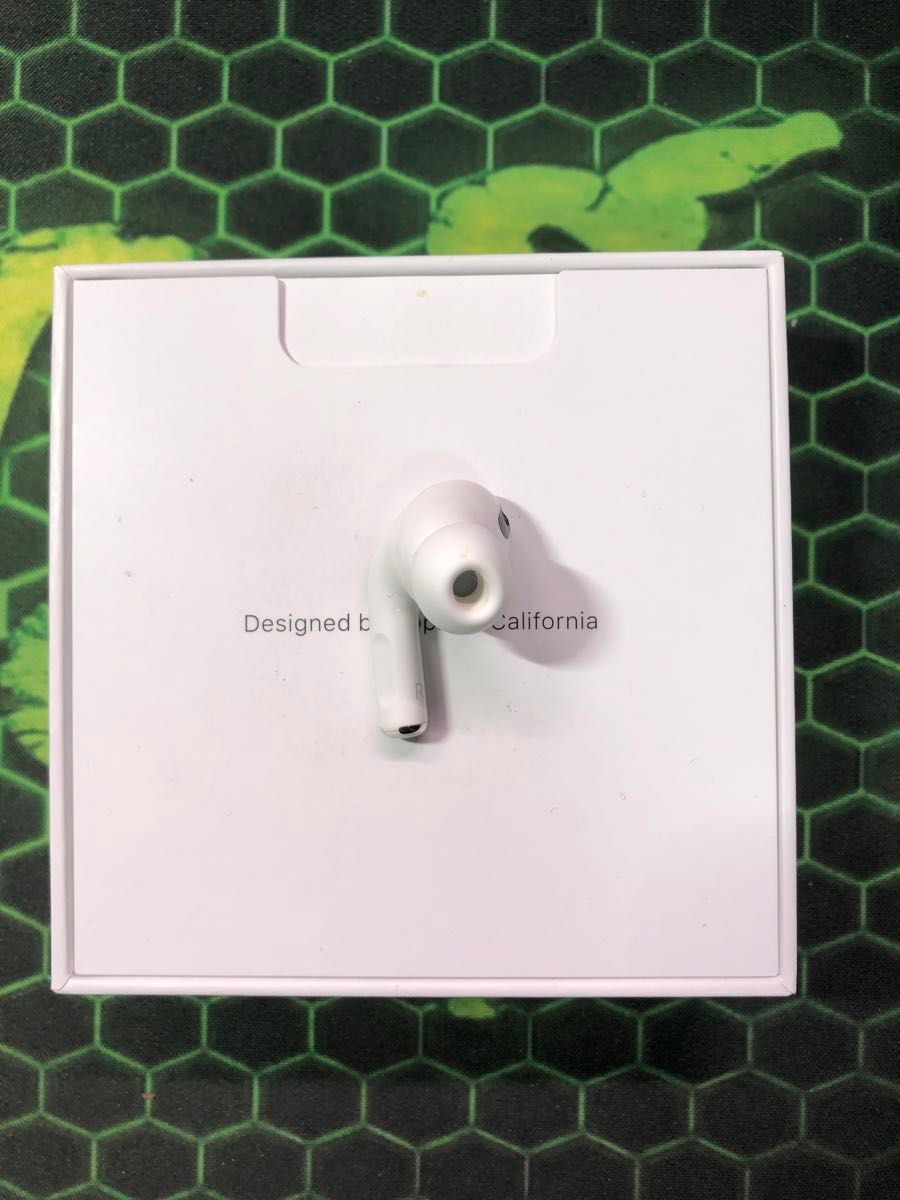 Apple  AirPods Pro 第1世代　右側　右耳　右