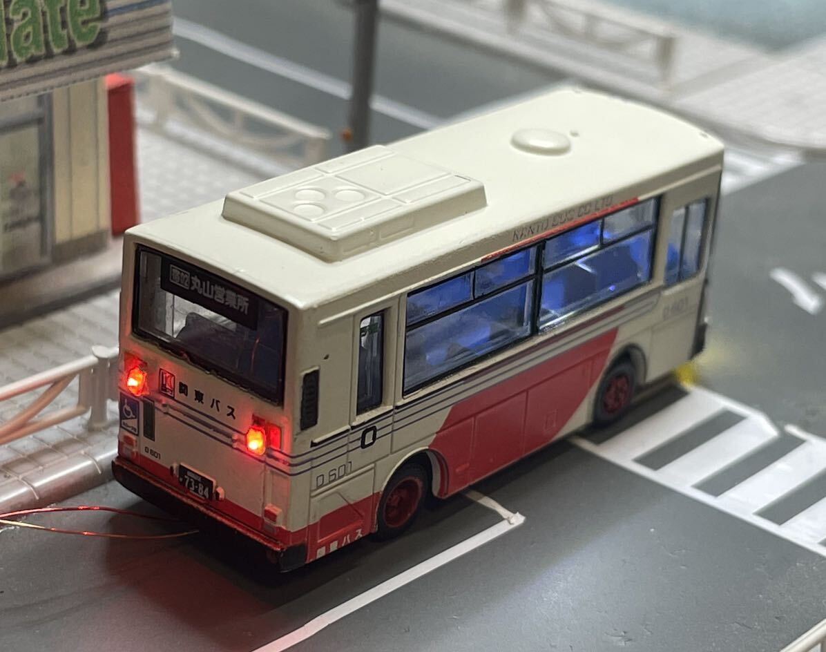 TOMYTEC バスコレクション 第1弾 ミニバス 関東バス バスコレ Nゲージ　点灯_画像2