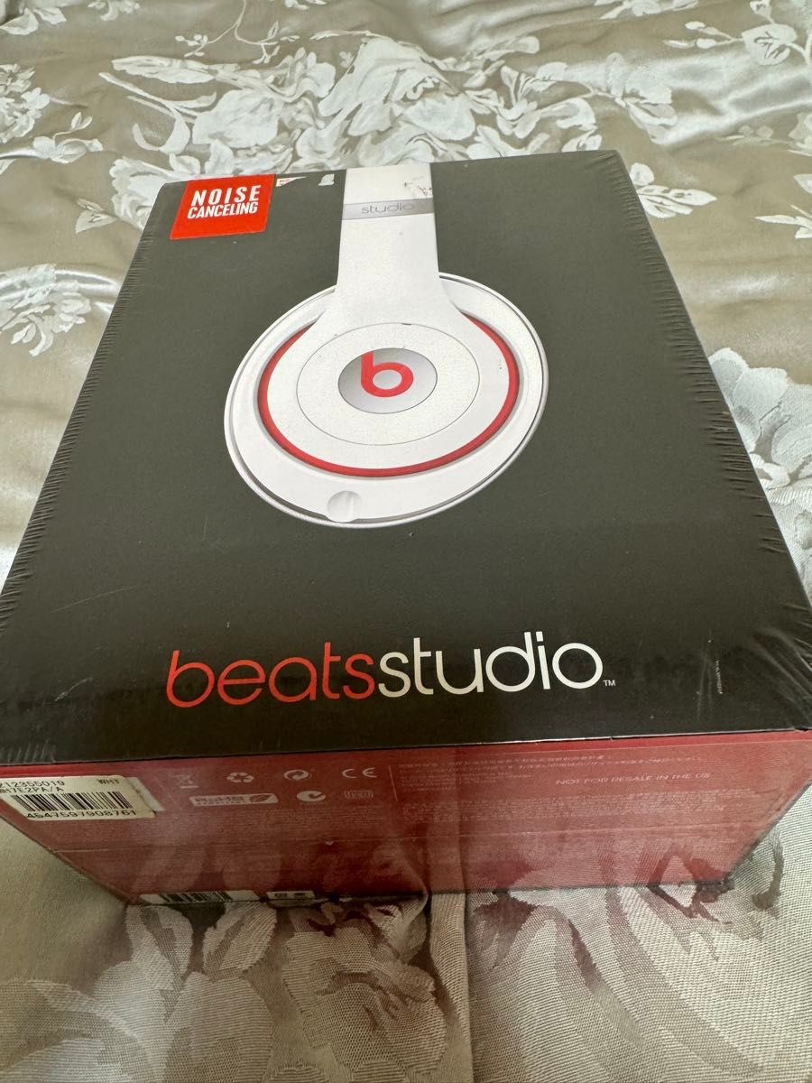 新品　BEATS STUDIO ヘッドフォン　