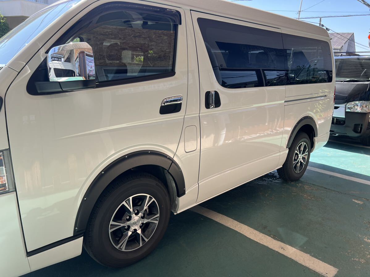  Hiace 200 series over fender 