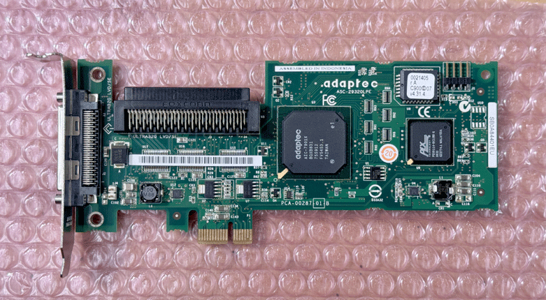 未使用品 複数あり Adaptec ASC-29320LPE FSC RoHS PCIe U320 SCSIカード 即決 5-9-1の画像1