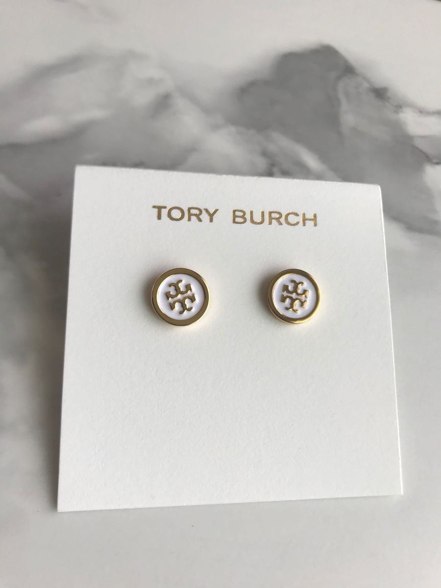 TORY BURCH スタッズピアス　円形ロゴ小さめ　ホワイト×ゴールド色