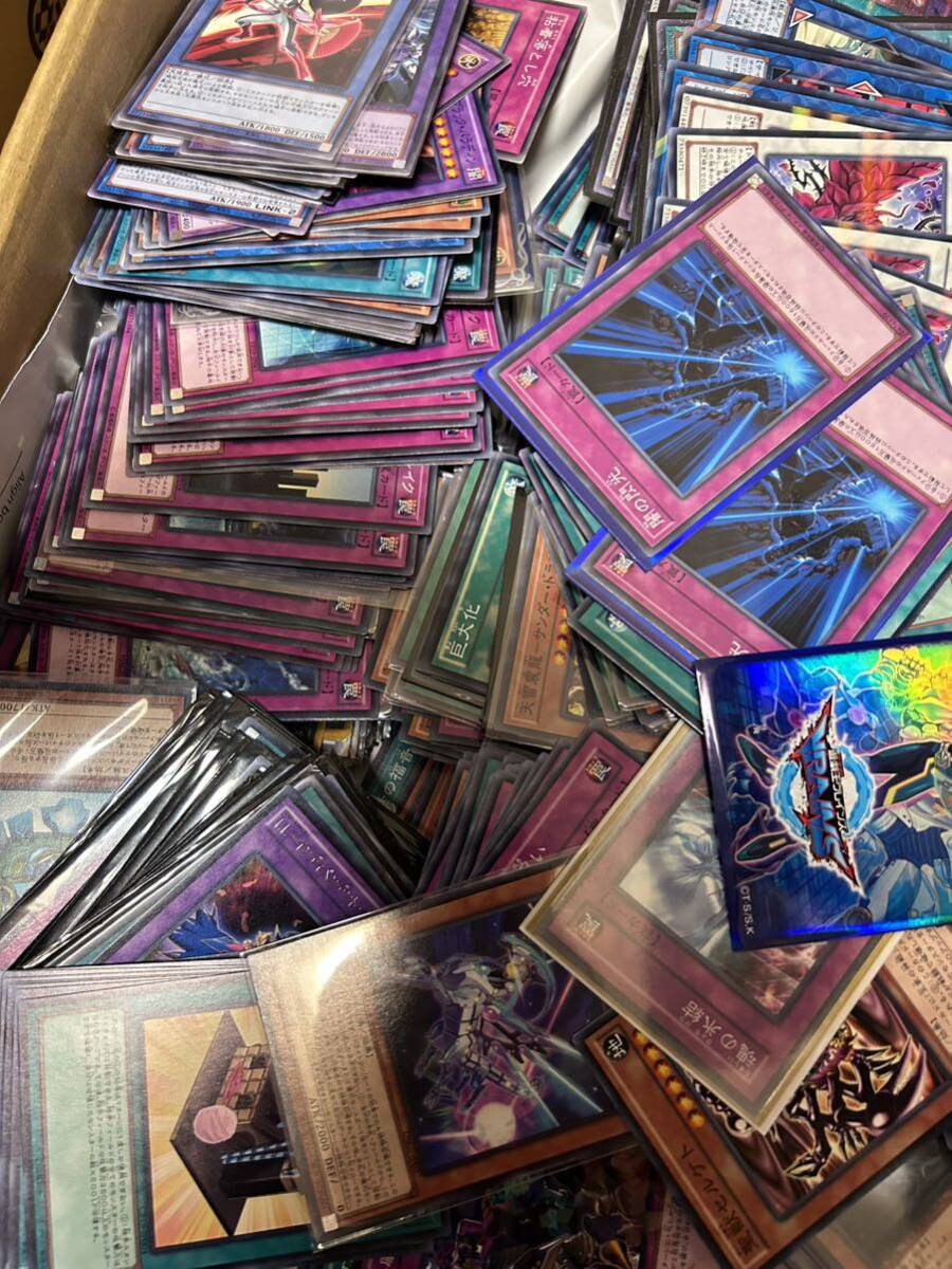  Yugioh много .. обычный суммировать продажа комплектом .. товар магия ловушка ловушка коллекционные карточки карта рукав common Anne common знак редкость trailing 