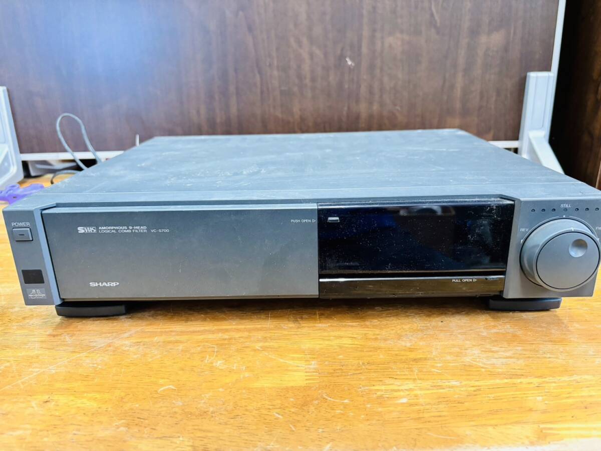 SHARP シャープ VC-S700 S-VHSビデオデッキ 現状品_画像1