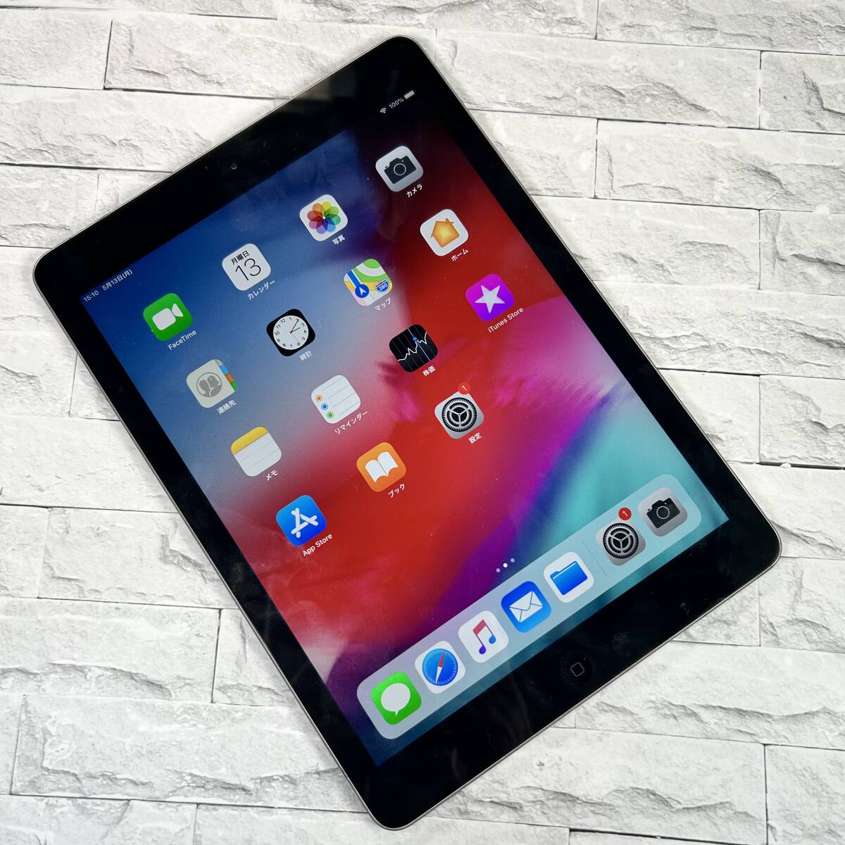 Apple iPad Air Wi-Fiモデル 16GB MD785J/B　　　　_画像1