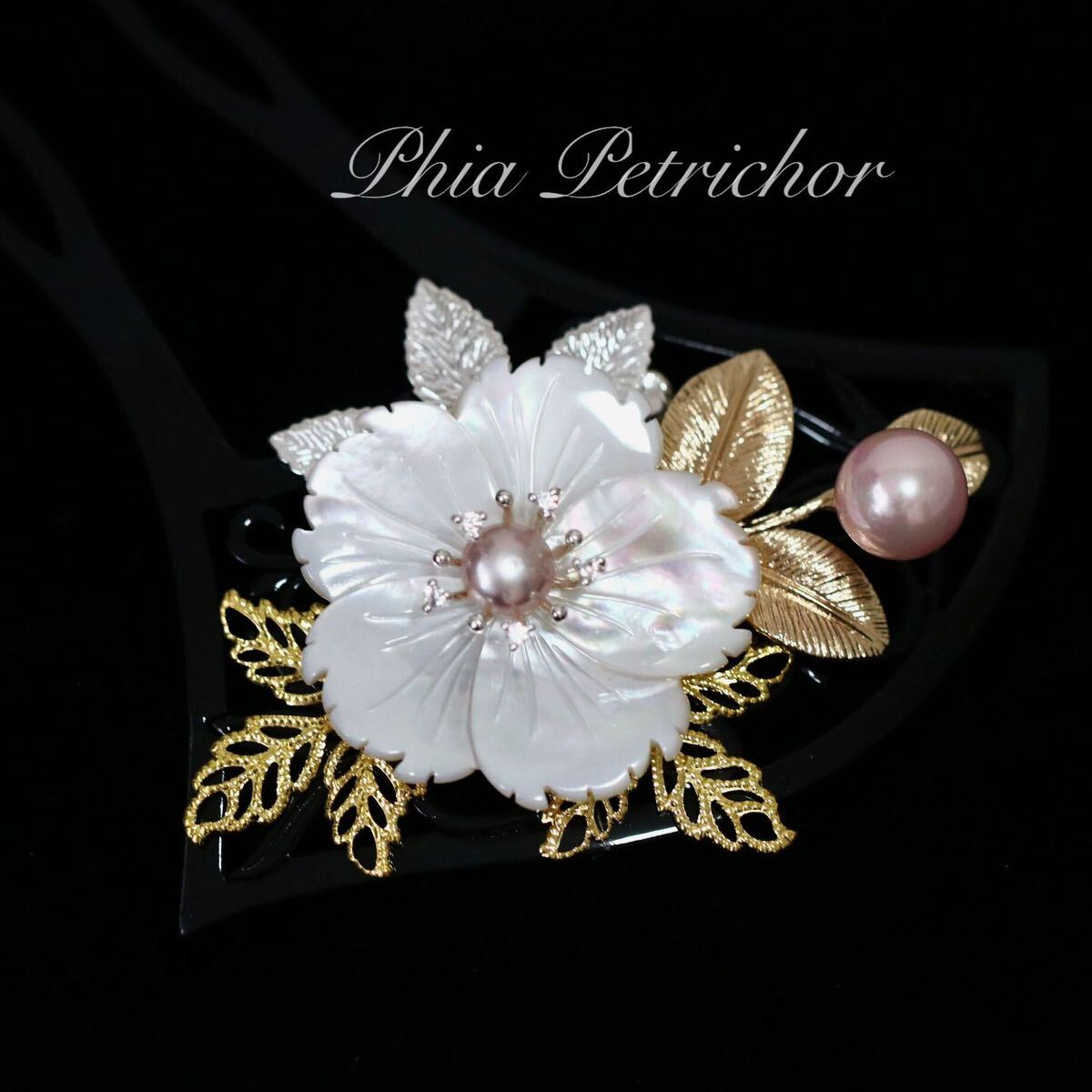 . Sakura ornamental hairpin chopsticks type pearl . hair ornament tomesode kimono coming-of-age ceremony wedding hairpin hair accessory peace graduation ceremony pearl The Seven-Five-Three Festival New Year N15