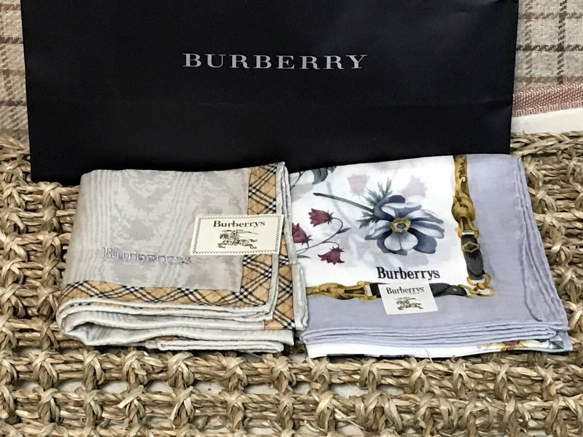 新品未使用シール付きBurberryバーバリーハンカチ2枚セット本物￥500から_画像1