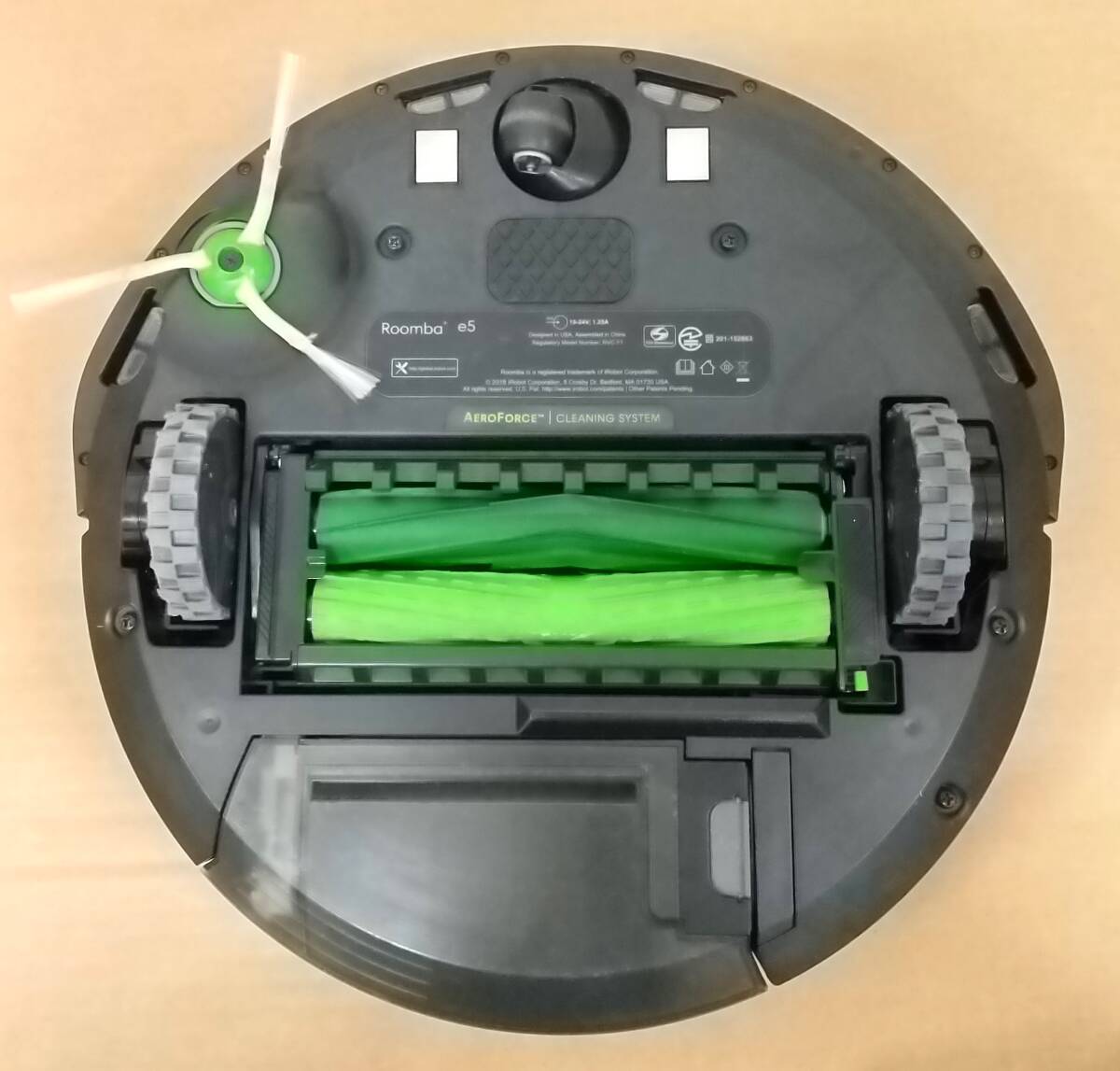 [643] secondhand goods I robot roomba e5