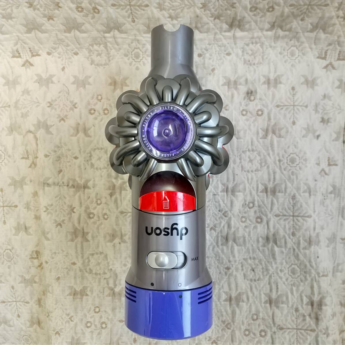 [697J] secondhand goods Dyson SV10K Cyclone cordless cleaner 