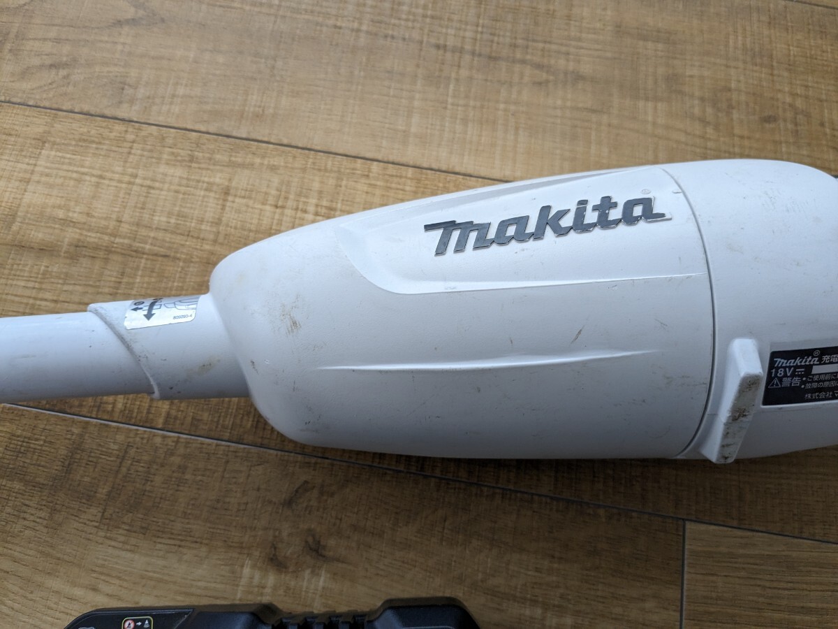  Makita rechargeable cleaner CL180FD secondhand goods 