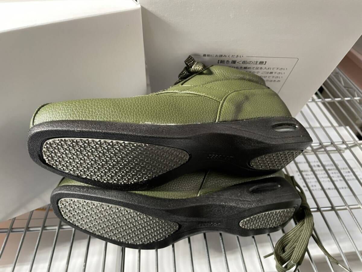  unused 24.0EEEE wide width LEONA VALENTINO khaki walking shoes made in Japan 