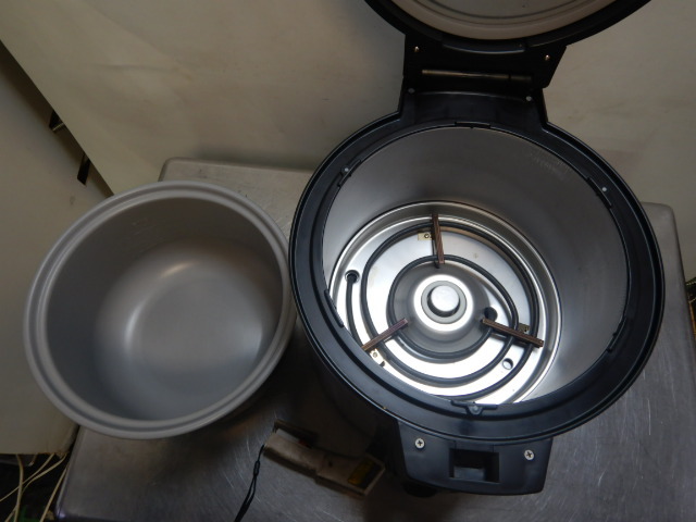 2004年製 象印 業務用 炊飯器 NS-GU36 2升 100V W360D455H360mm 重量9.7kg 1410W 1.8～3.6L タイマー付 黒まる厚釜_画像5
