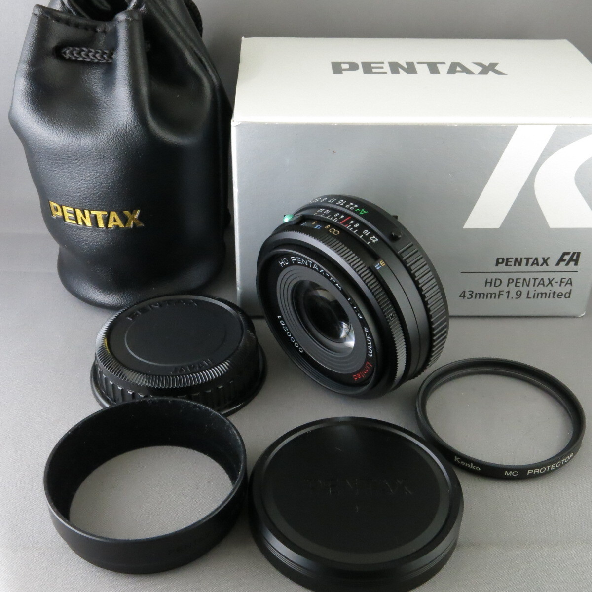 【新品同様】PENTAXペンタックス　HD FA43mmF1.9Limitedブラック　★NO.8263_画像1