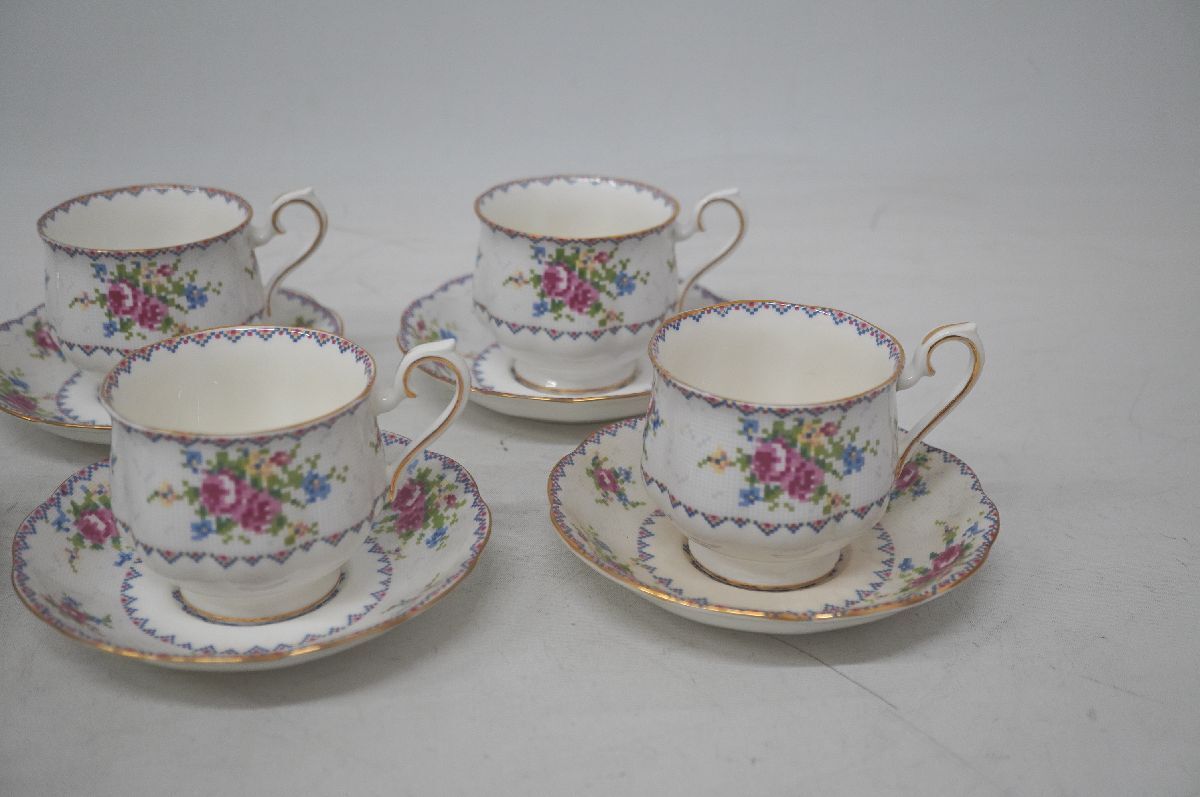 【5-15】 ROYAL ALBERT ロイヤルアルバート Petit Point China プチポワン カップ&ソーサー 6客セット 金彩 洋食器 モザイク Antique_画像3