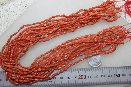  natural ..( insect meal ., nature color, necklace material,40cm rom and rear (before and after) )12 pcs set 