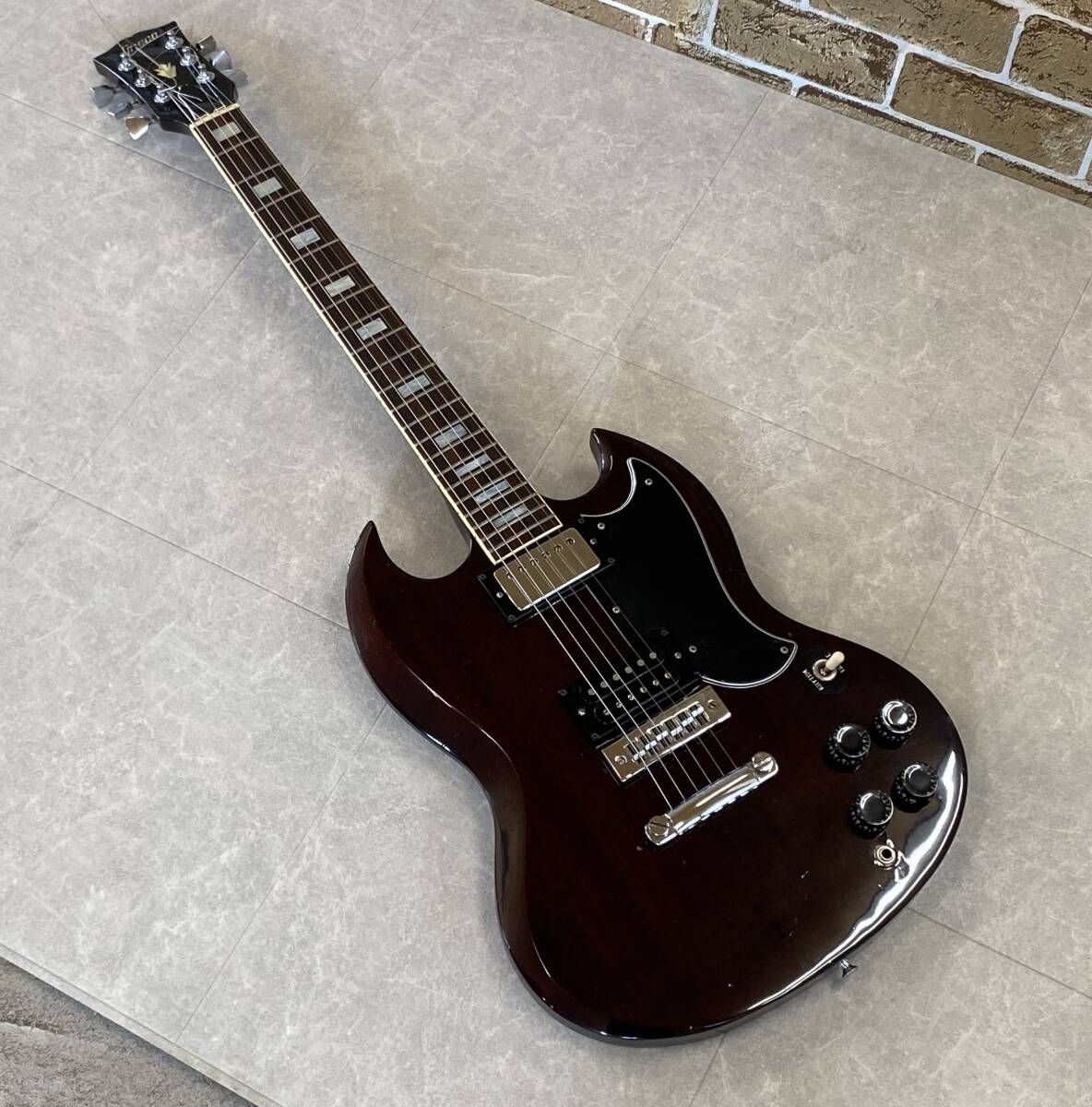 Yahoo!オークション - 希少 Greco グレコ エレキギター SG 1980 Yahoo!オークション - 希少 Greco グレコ エレキギター SG 1980