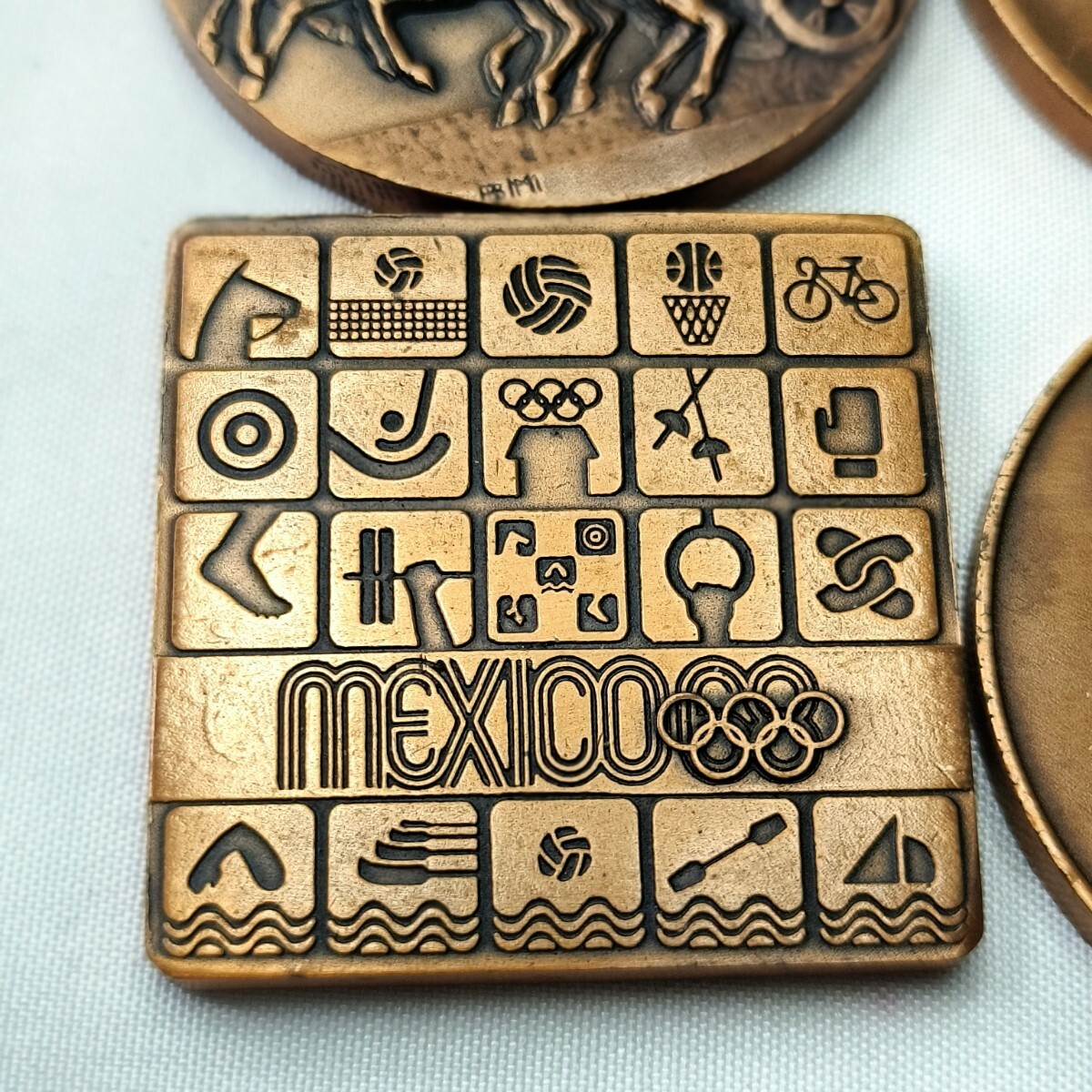 オリンピックコイン4枚 銅製 カナダ ロサンゼルス メキシコ大会 コレクター放出_画像2