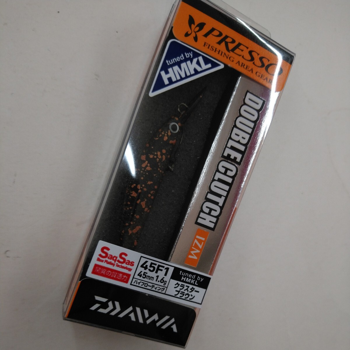 新品 ダイワ プレッソ PRESSO ダブルクラッチ 45F1 クラスターブラウン tuned by HMKL エリアトラウト DAIWA ハンクル_画像1