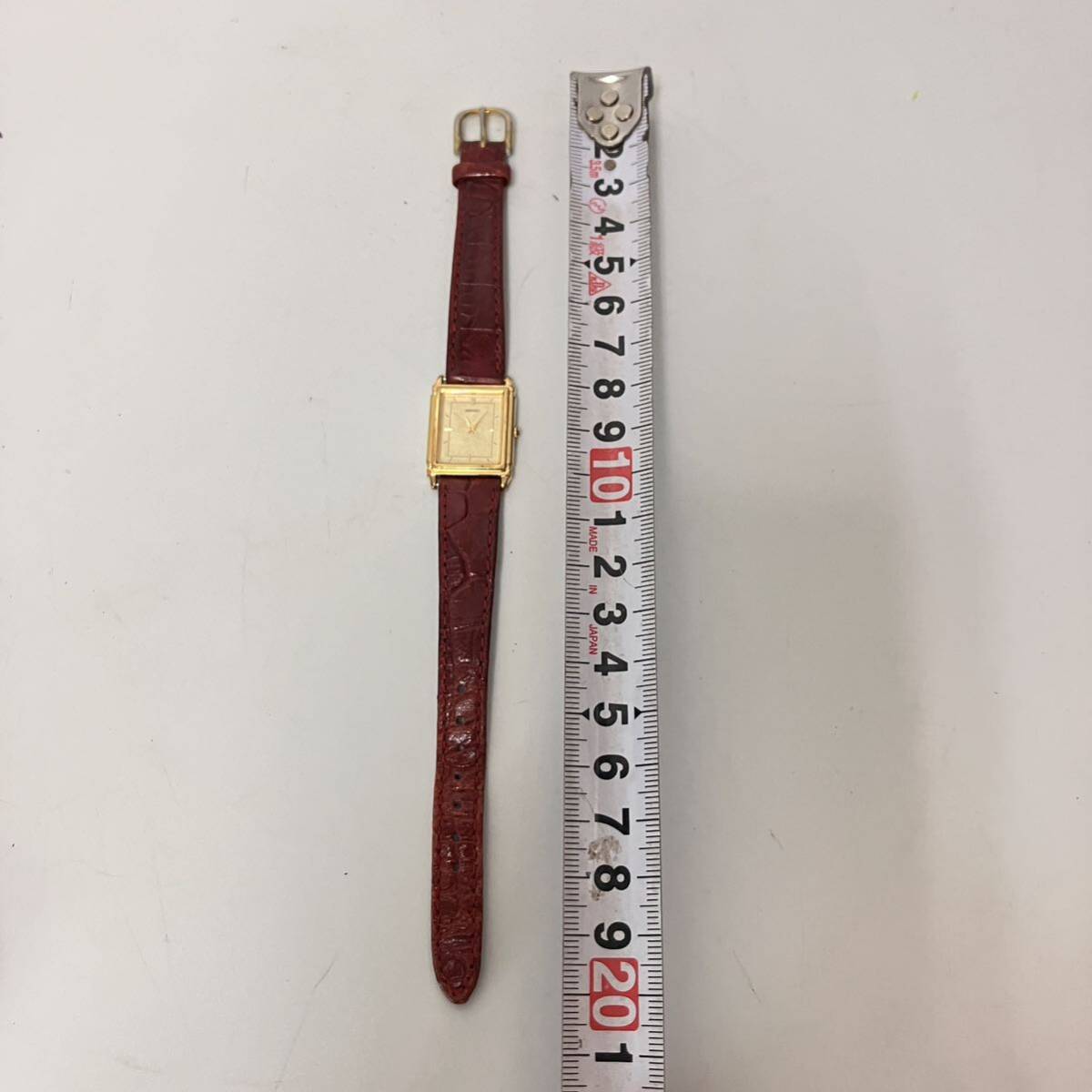 ジャンク☆SEIKO ゴールドカラー 7321-5660 日本製 セイコー腕時計 _画像4