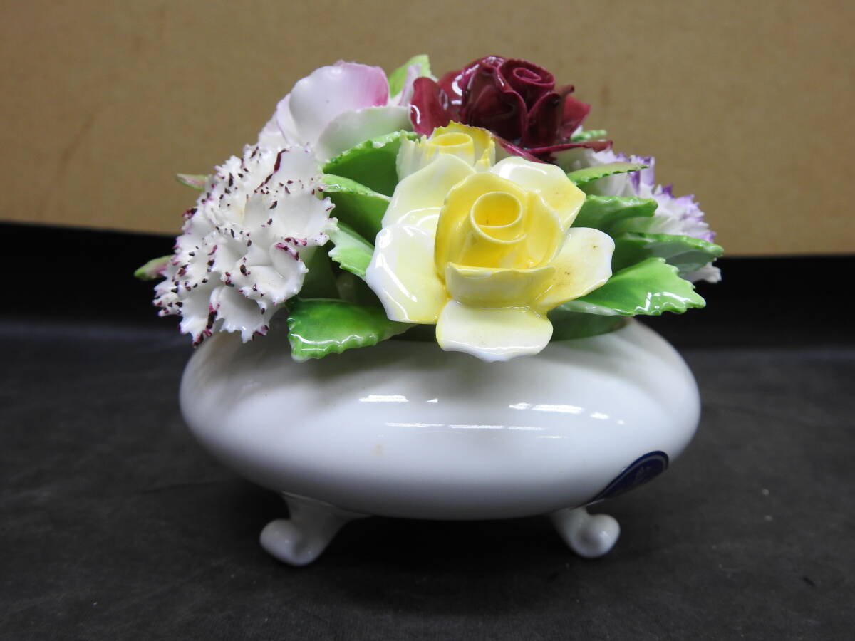 ロイヤルドルトン 花置物 YH867 ロイヤルドルトン 花置物 YH867