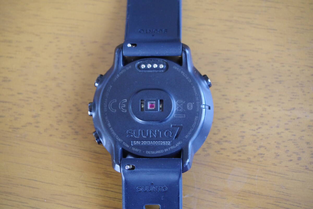 ★中古 ★スント スマートウォッチ SUUNTO ７ ブラック_画像5