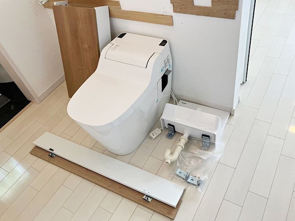 【展示未使用品】パナソニック タンクレストイレ アラウーノS CH1101WS/リモコン・手洗い場・カウンター/P5866の画像7