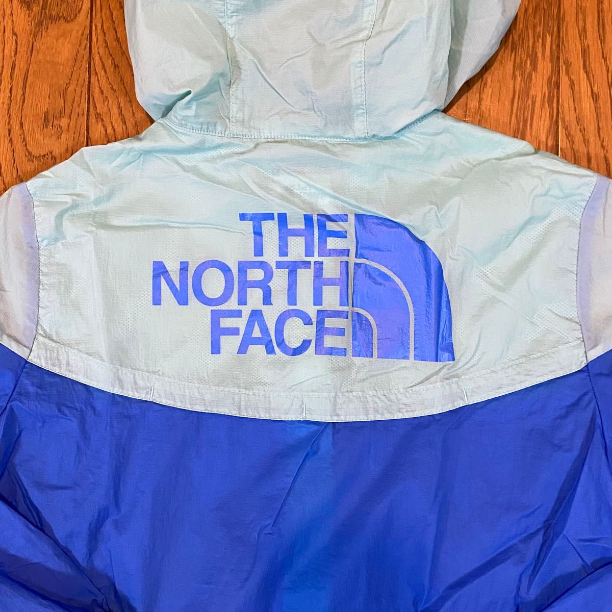 ノースフェイス　マウンテンパーカー　アウター　キッズ150   ブルー系　正規品　薄手素材　THE NORTH FACE